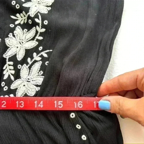 Love Fire Black Rayon Embroider Boho Peasant Cinch Waist V-Neck Romper Size L - Picture 16 of 16